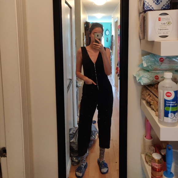 Black Front Zip Cropped V-Neck Jumpsuit